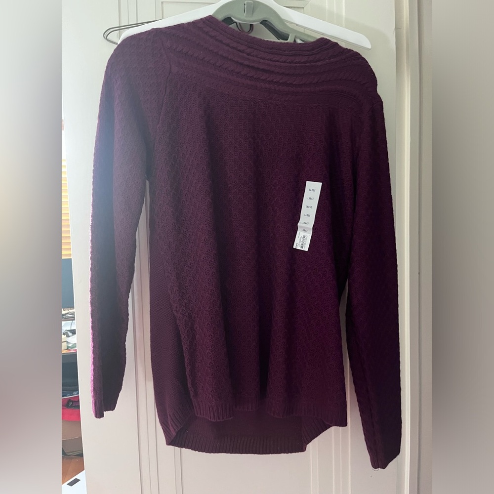 Beautiful wine colored sweater Croft & Barrow NWT never worn! Women’s size L